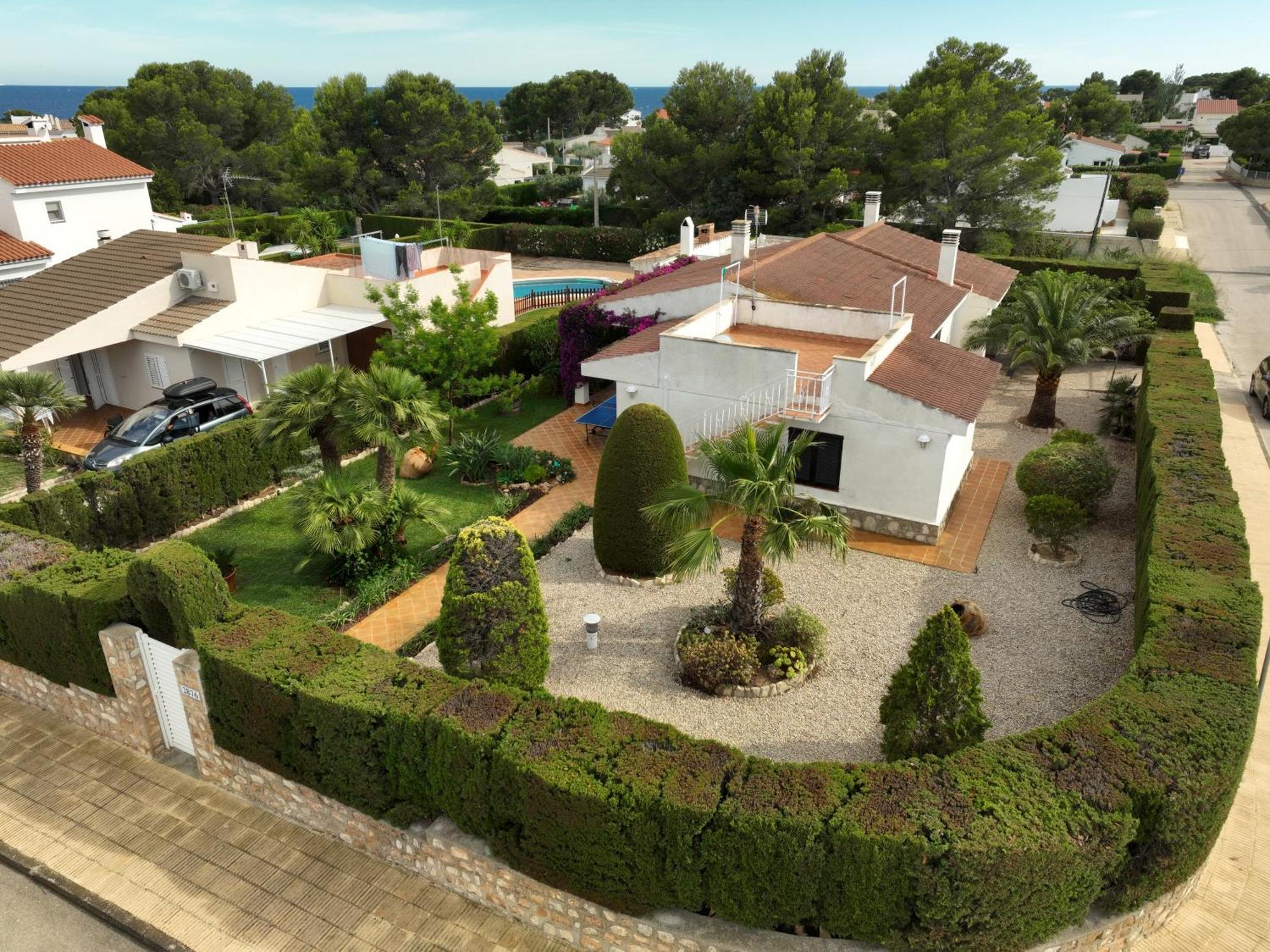 Exclusiva Villa Con Piscina 卡拉法特 外观 照片