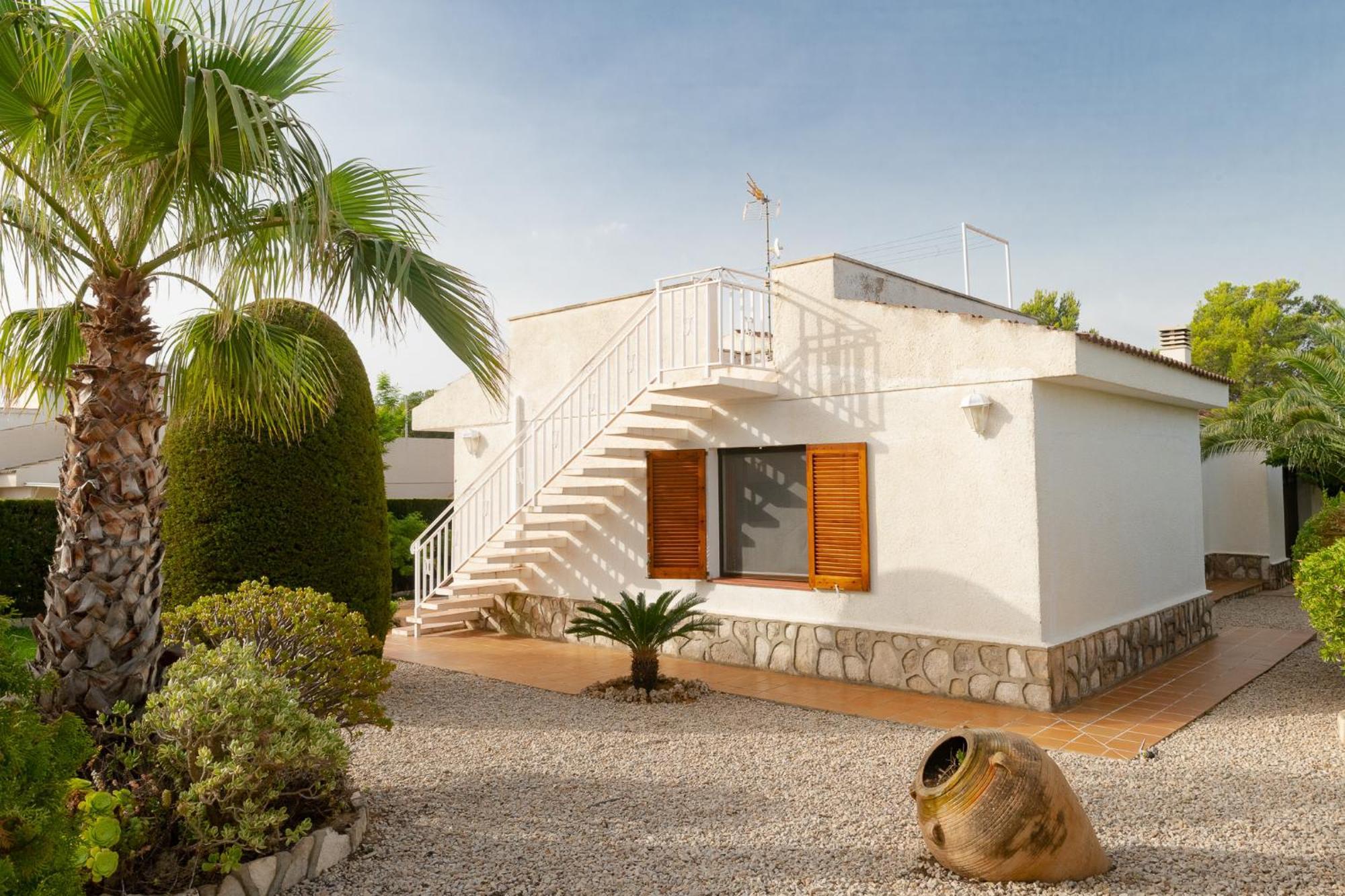 Exclusiva Villa Con Piscina 卡拉法特 外观 照片